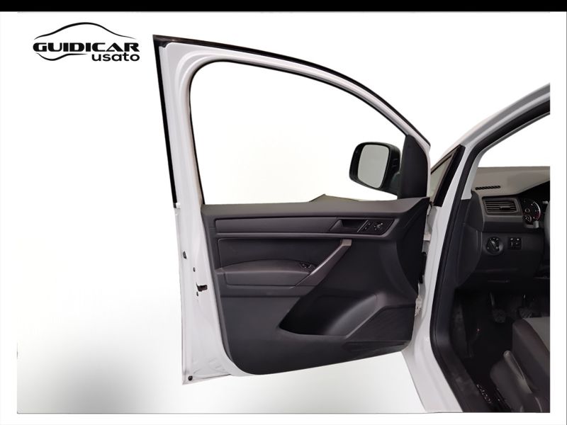 GuidiCar - VOLKSWAGEN INDUSTRIALI Caddy 4ª serie 2018 Caddy 4ª serie - Caddy 2.0 TDI 102 CV Furgone Business Usato